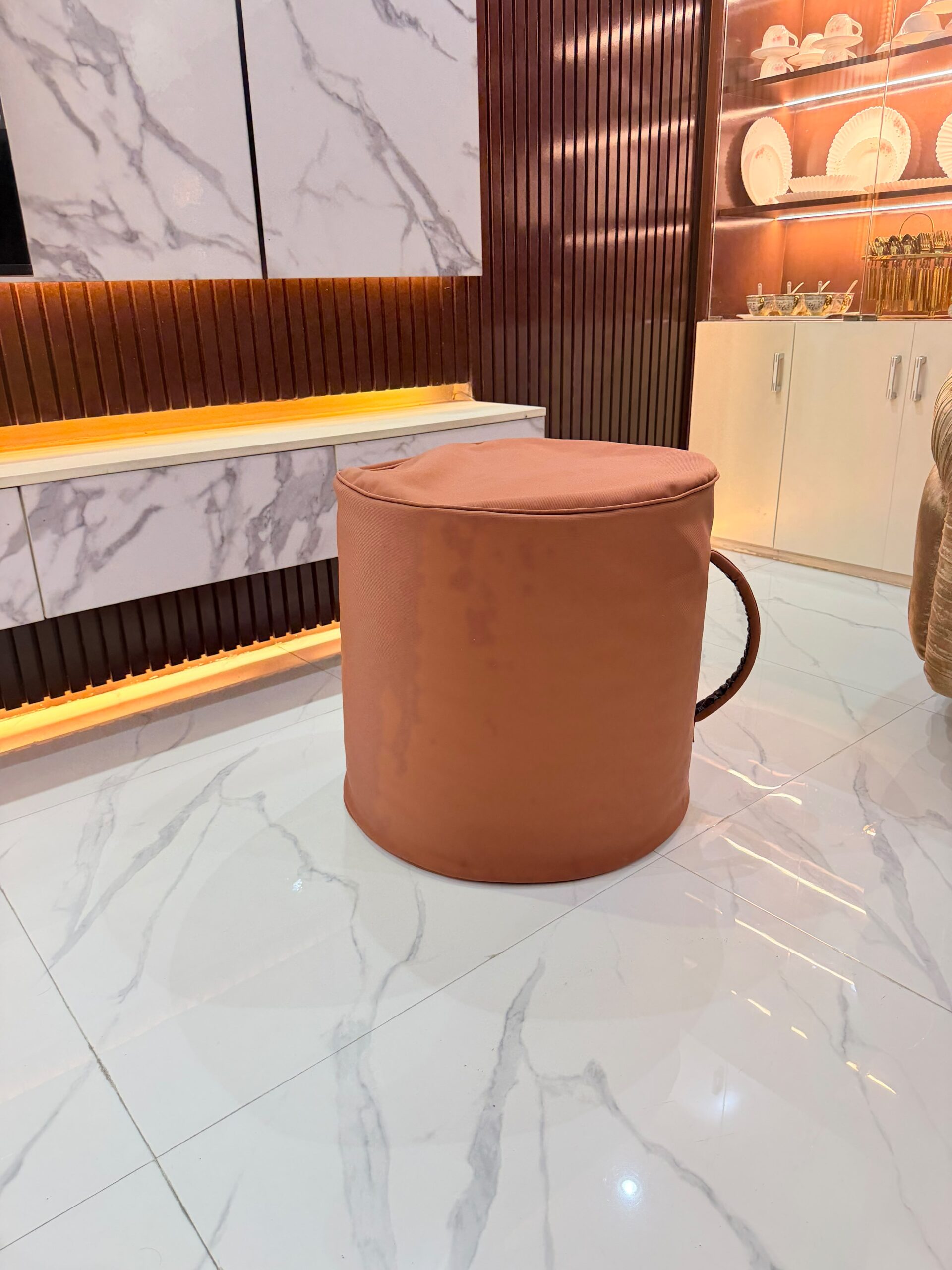 Mug Sitter Bean Bag Varnish